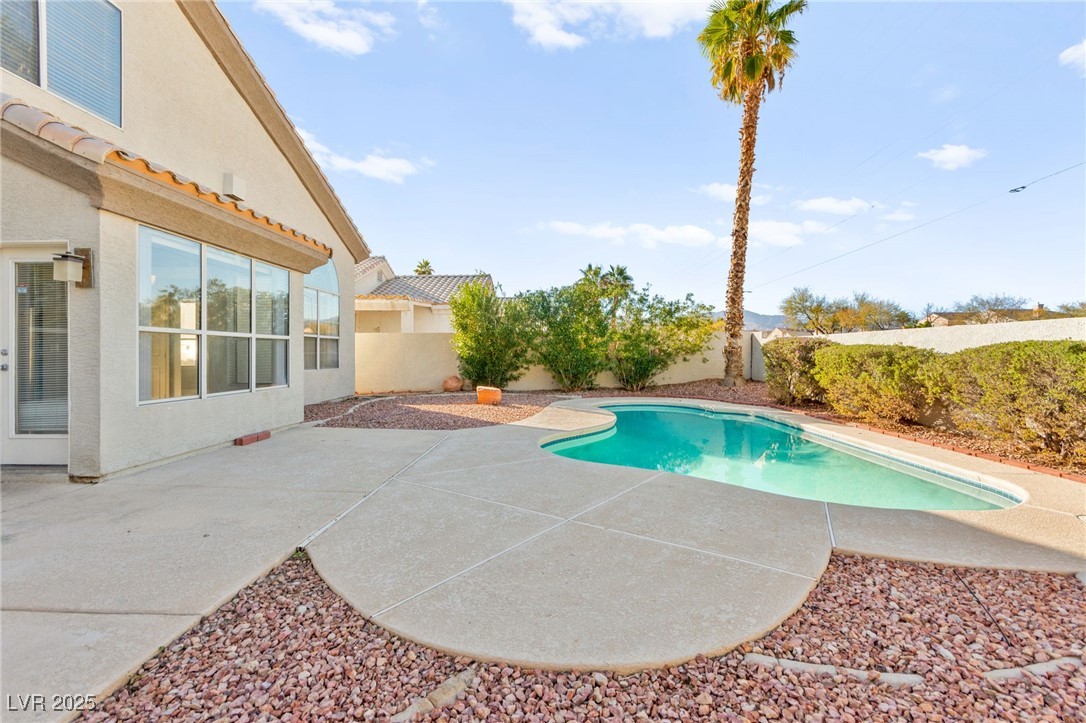 8104 Villa Finestra Drive