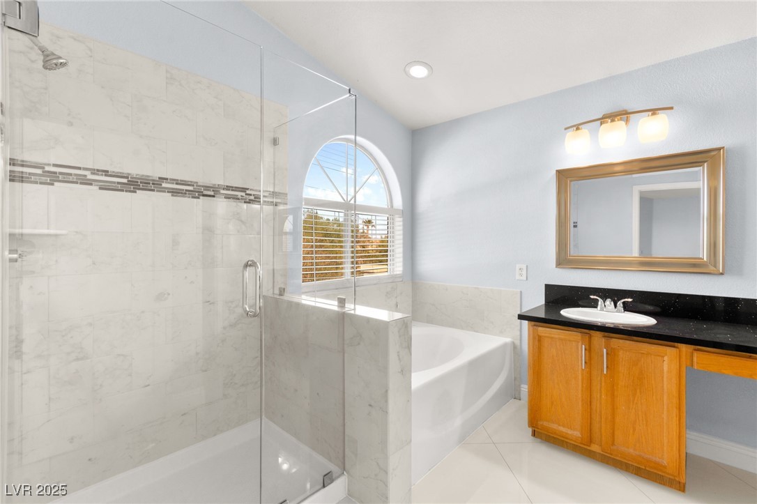 8104 Villa Finestra Drive