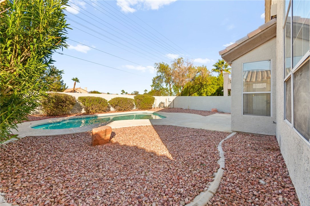 8104 Villa Finestra Drive