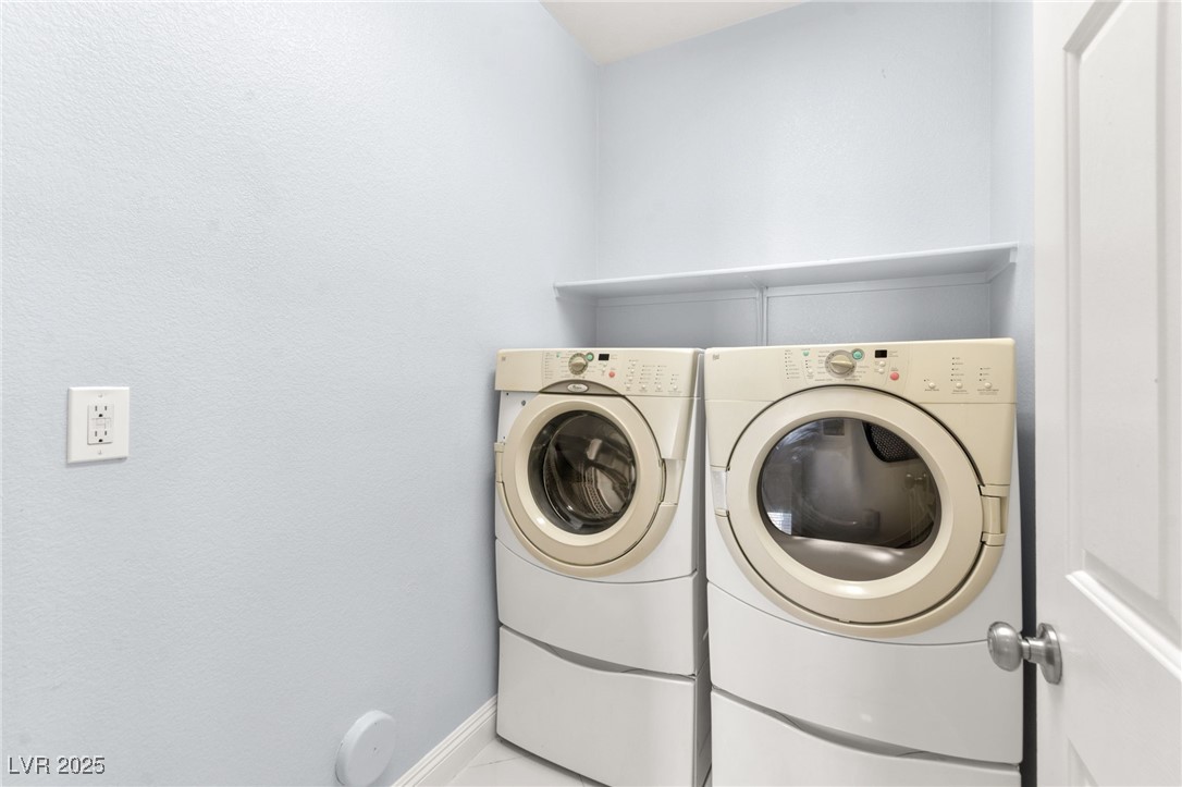 8104 Villa Finestra Drive