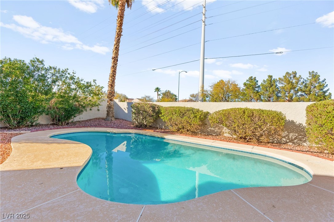 8104 Villa Finestra Drive