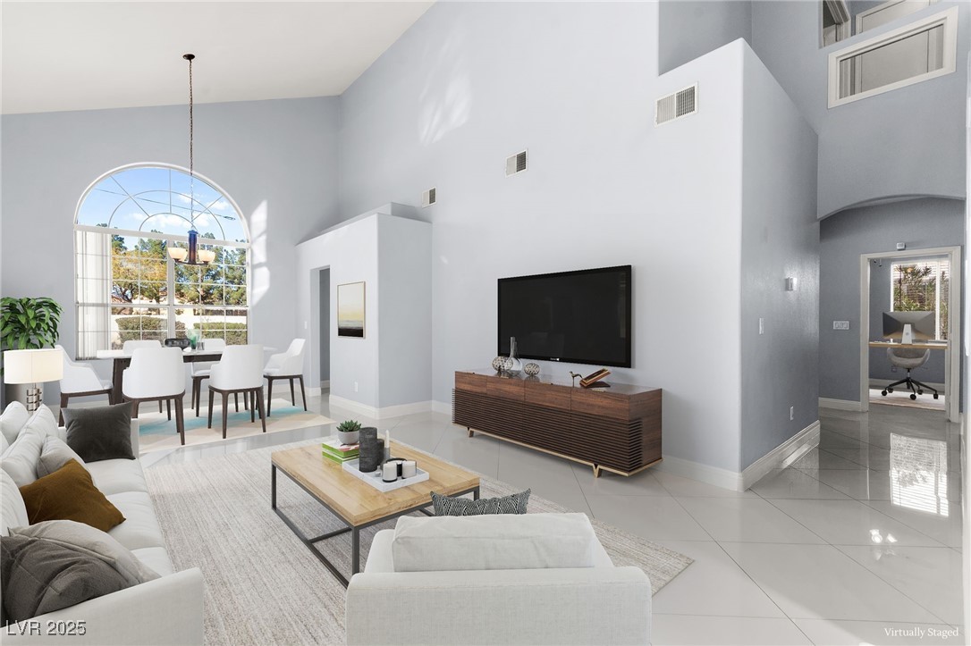 8104 Villa Finestra Drive