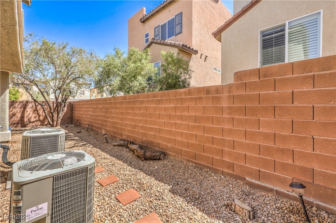 9822 Opal Bridge Court