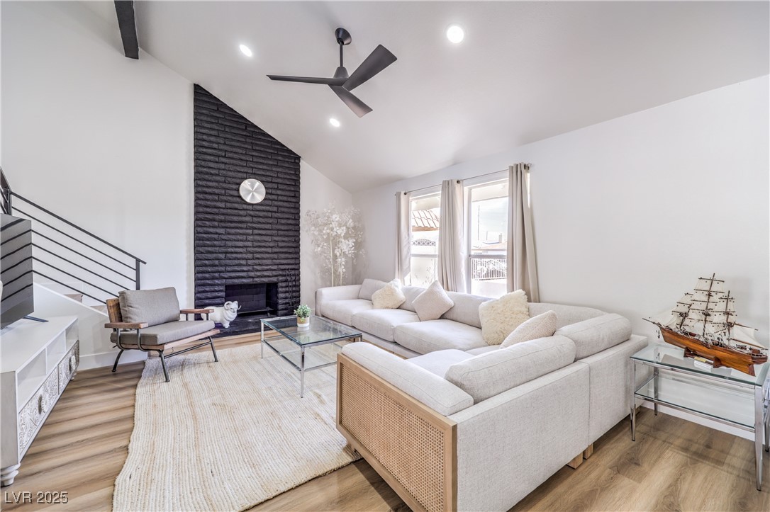 4731 Avenida Del Diablo