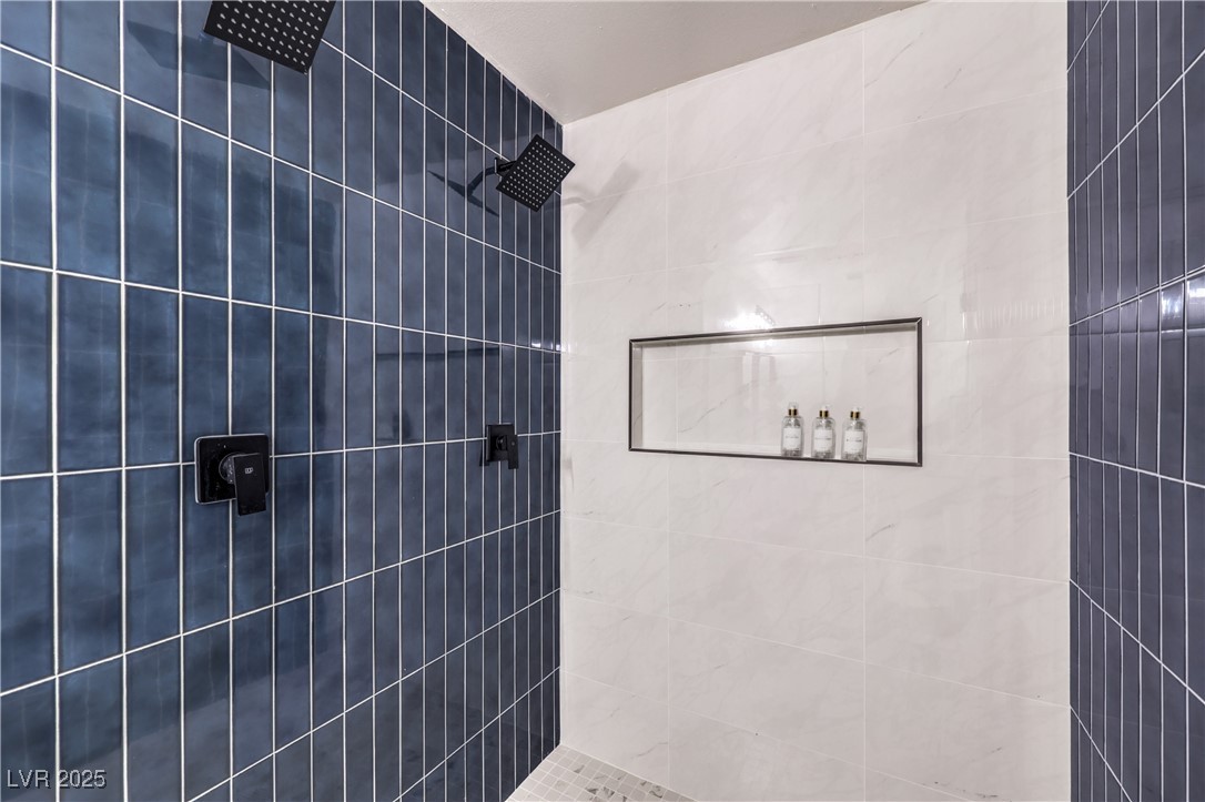 4731 Avenida Del Diablo