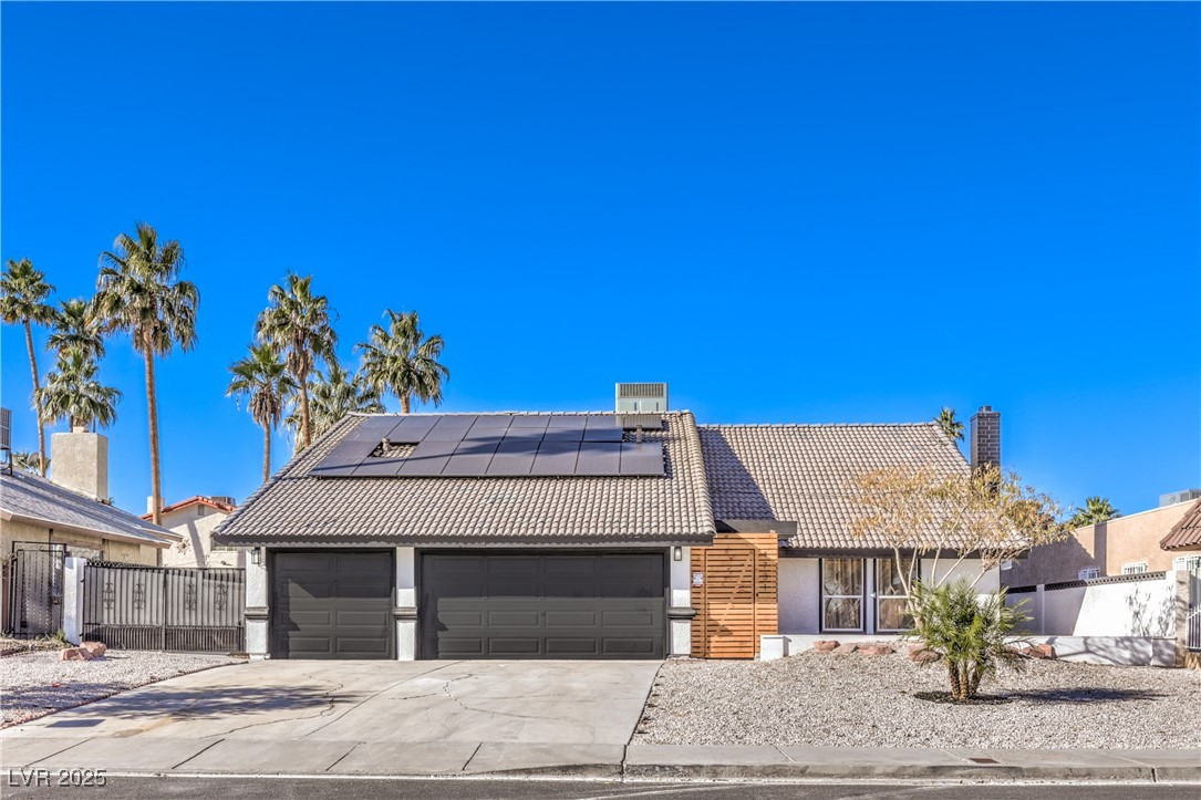 4731 Avenida Del Diablo