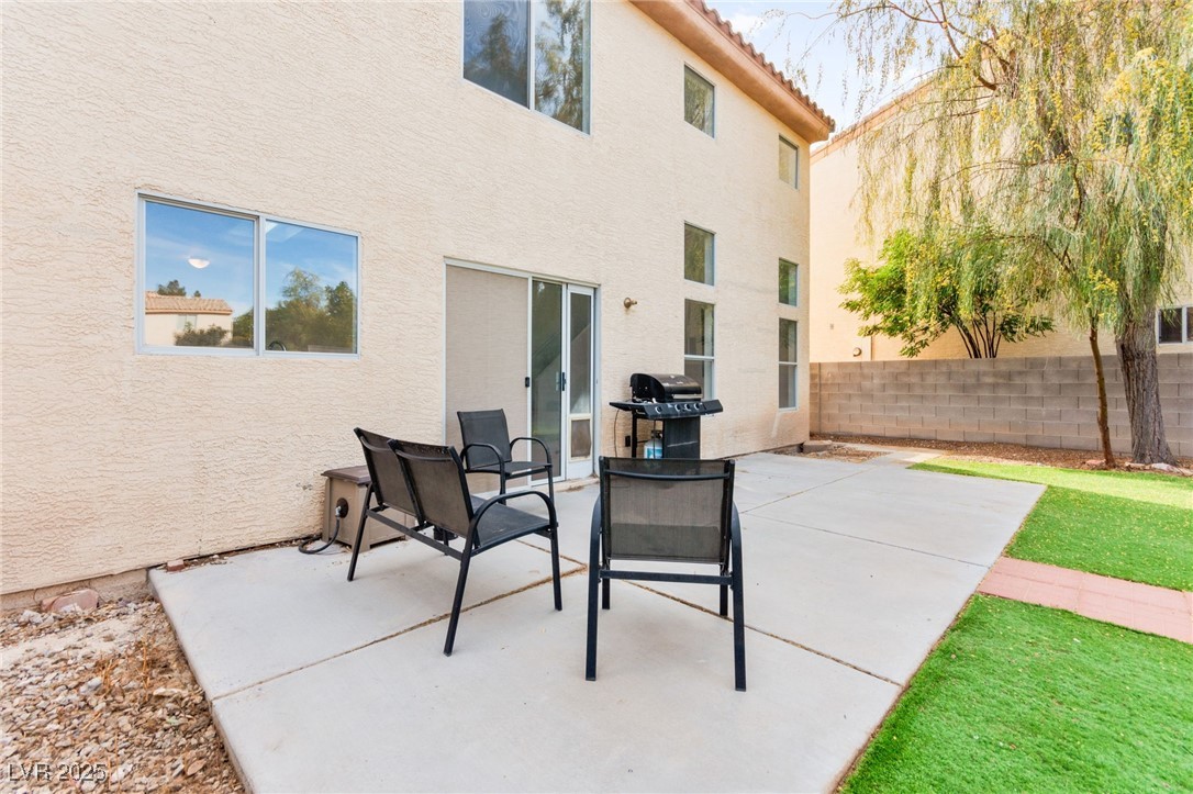 7744 Orchard Wood Court