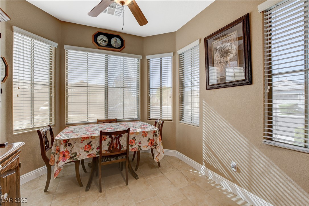 3604 Rocklin Peak Avenue