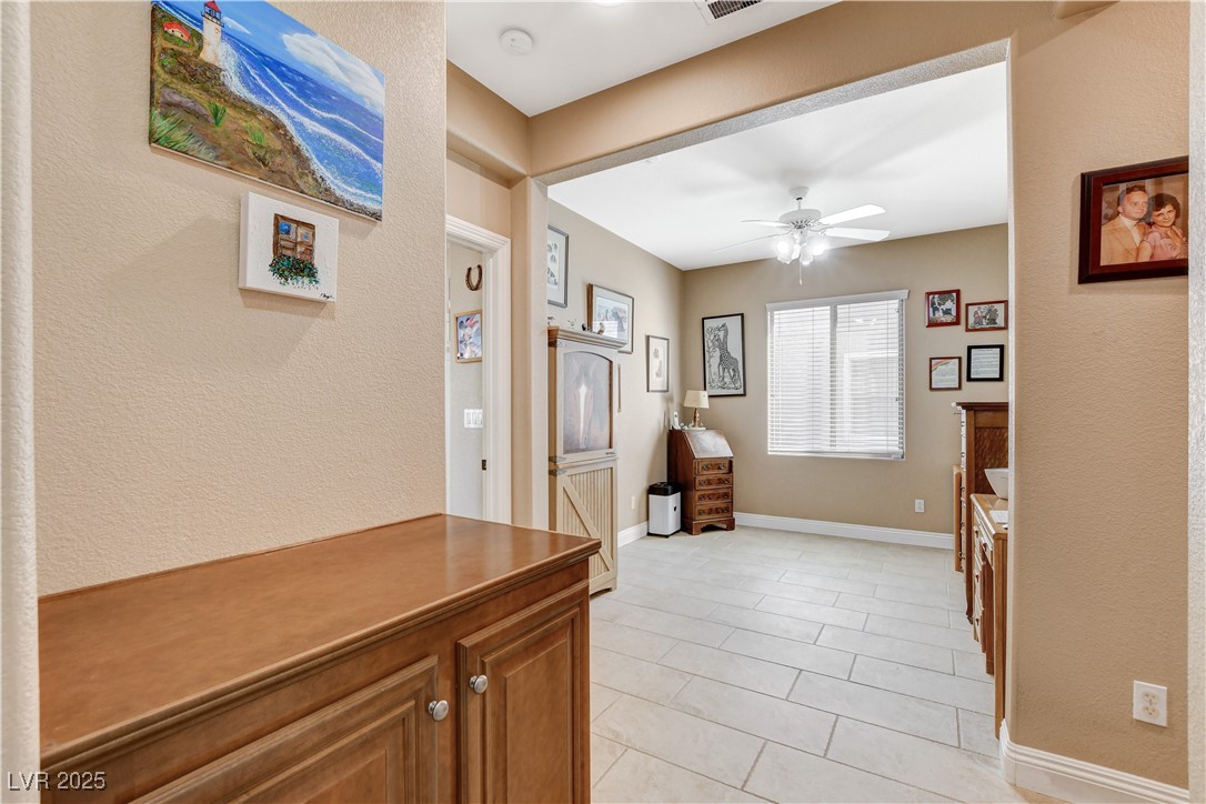 3604 Rocklin Peak Avenue