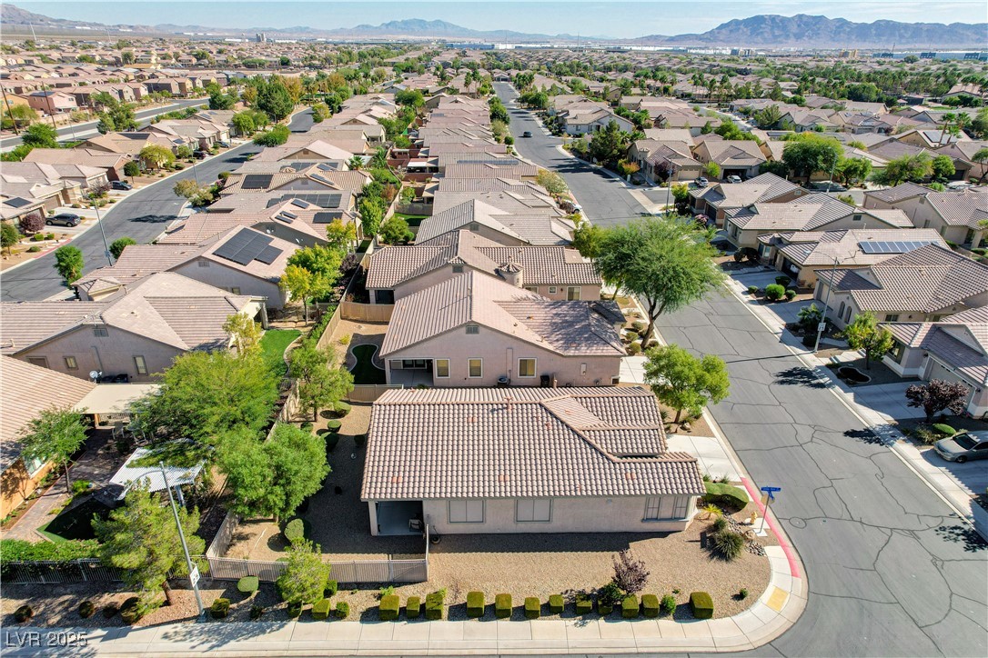 3604 Rocklin Peak Avenue