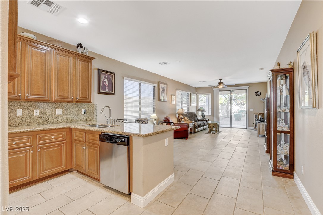 3604 Rocklin Peak Avenue