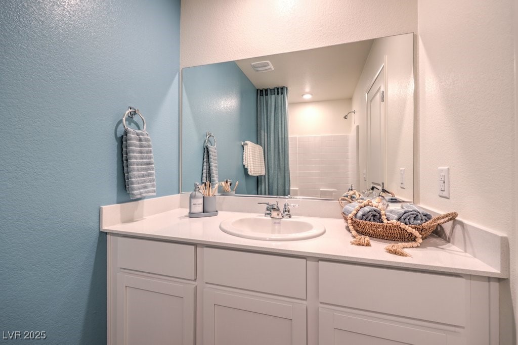 6113 Musas Garden Street 244