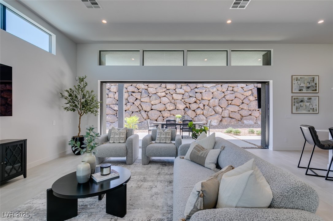 623 Dragon Mountain Court