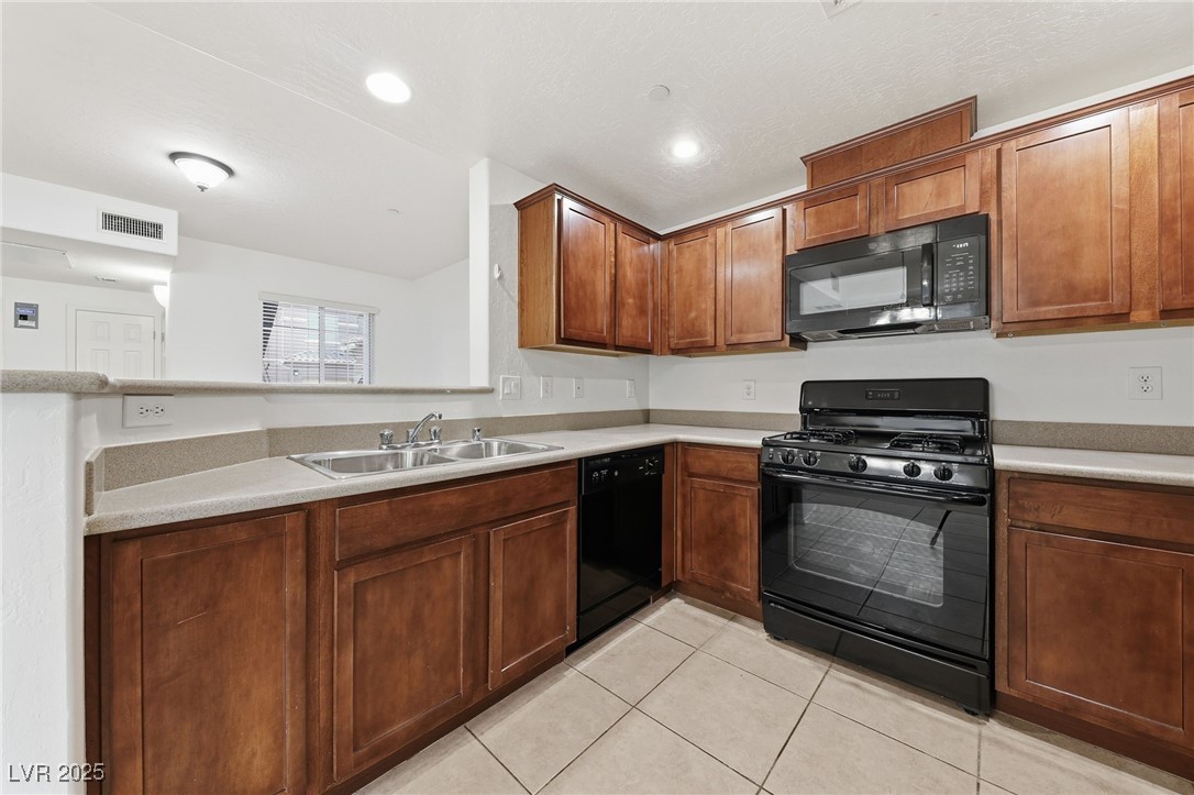 6868 Sky Pointe Drive 1093