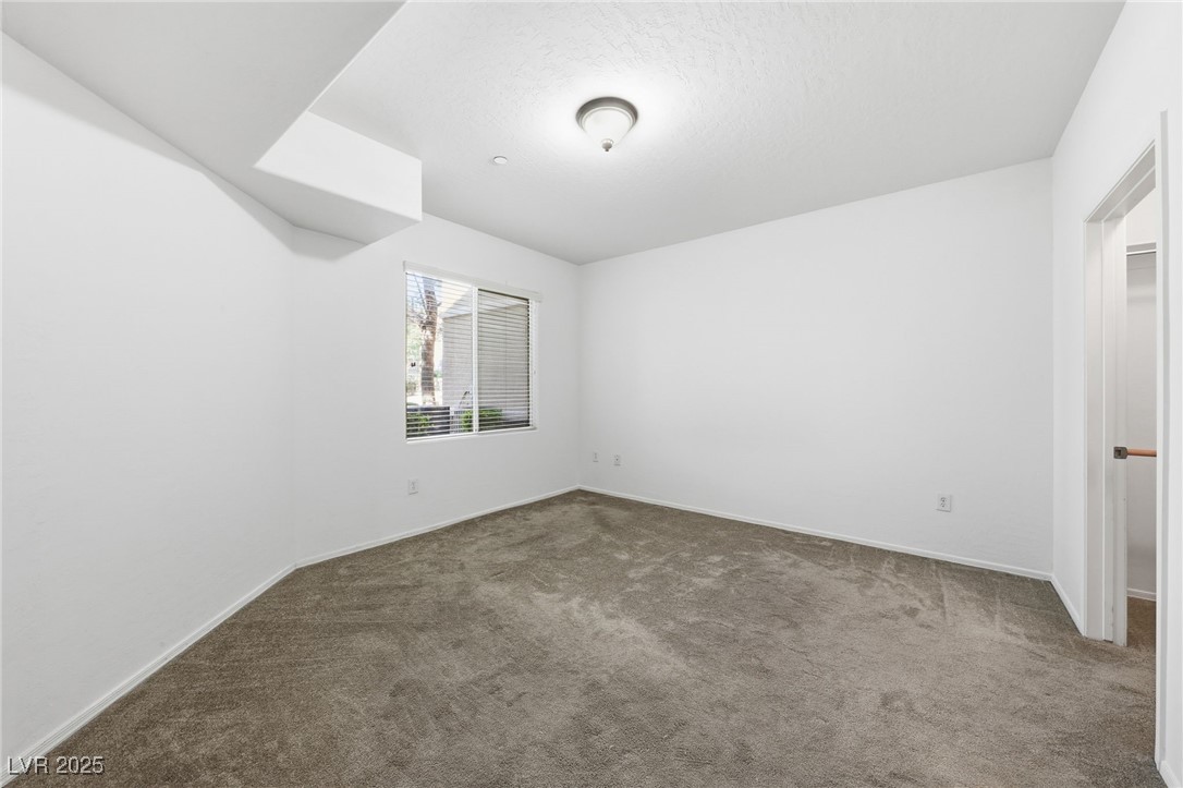 6868 Sky Pointe Drive 1093