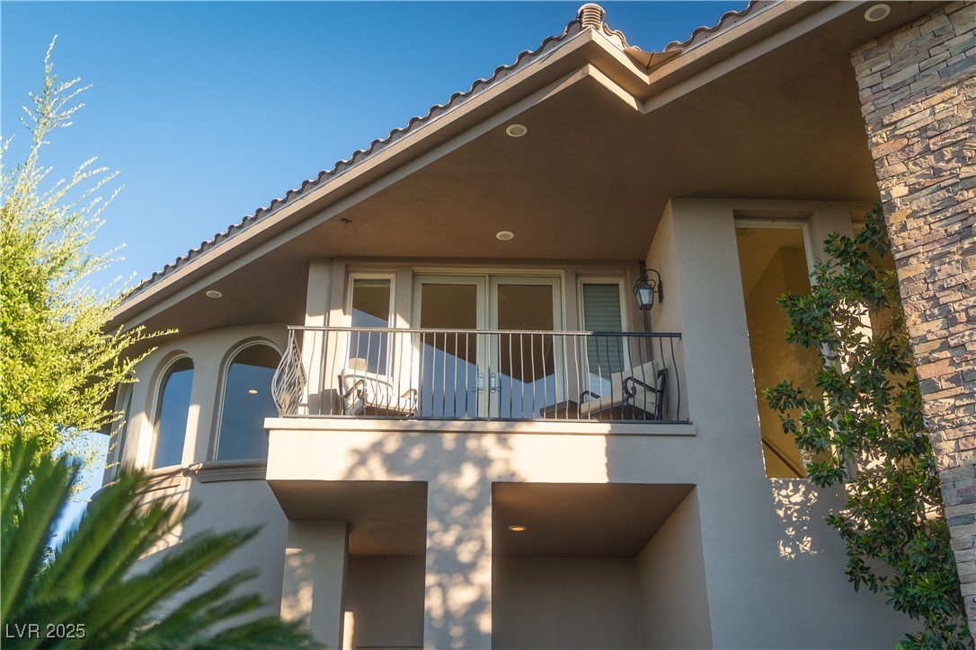 17 Mountain Cove Court