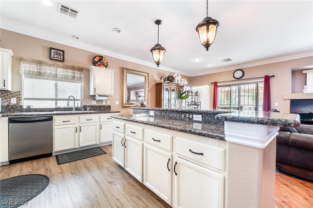 5910 Terra Grande Avenue