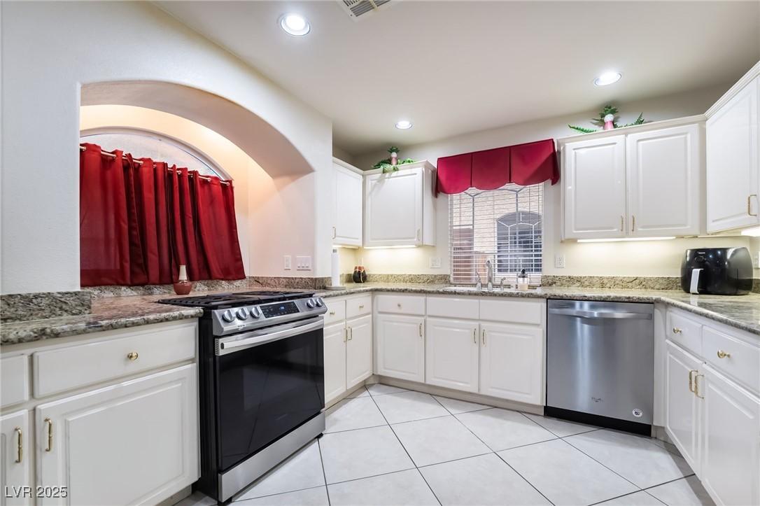 10931 Fintry Hills Street