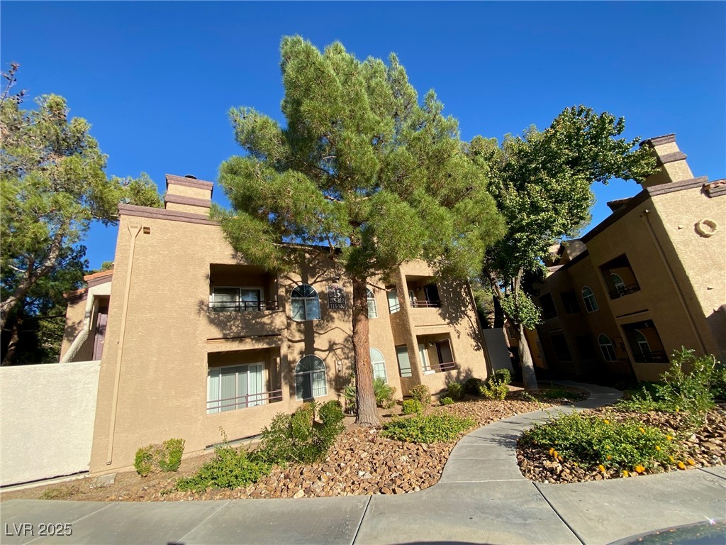 9325 West Desert Inn Road 119