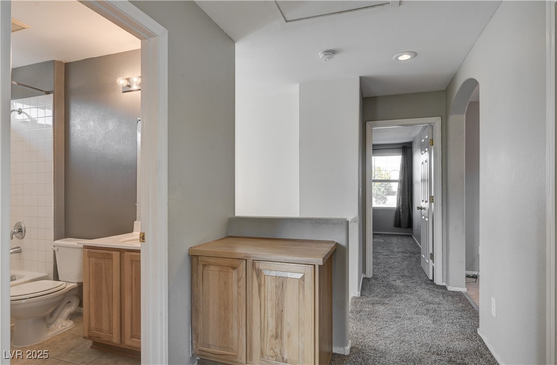 9688 Lightheart Avenue