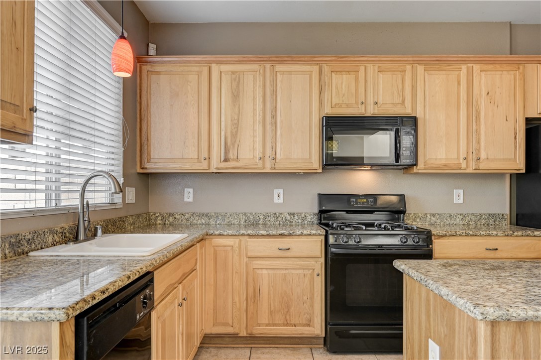 9688 Lightheart Avenue