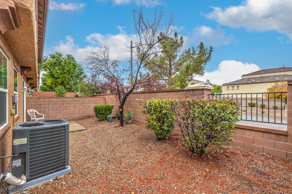 9116 Alpine Grove Avenue 102