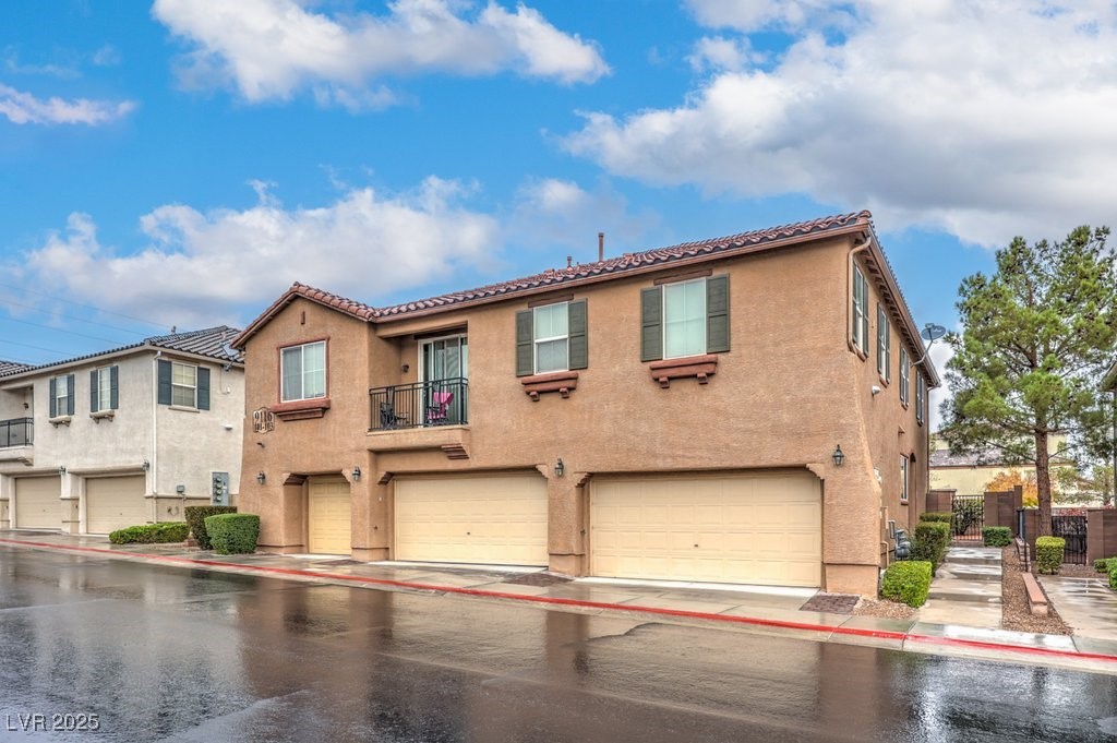 9116 Alpine Grove Avenue 102