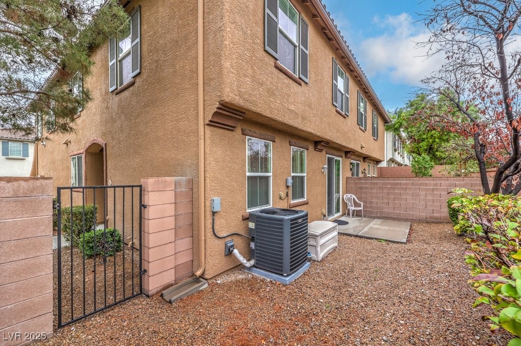 9116 Alpine Grove Avenue 102