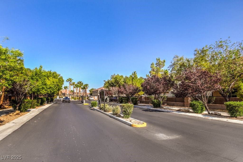 9116 Alpine Grove Avenue 102