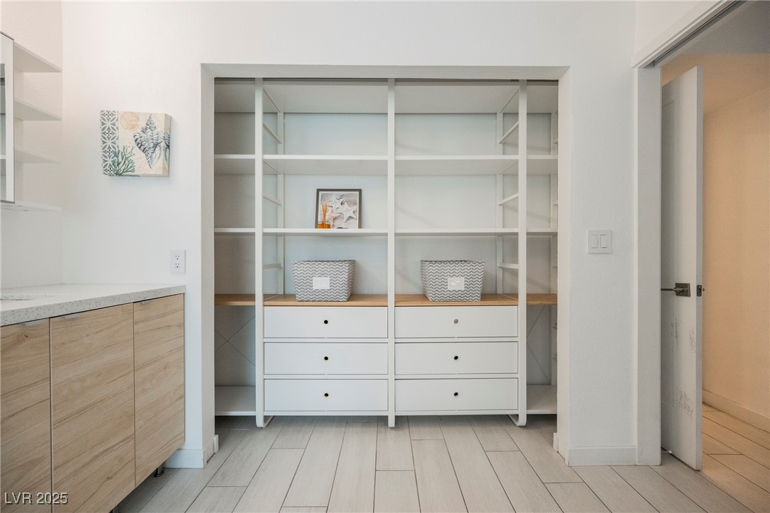 3241 Shoreline Drive