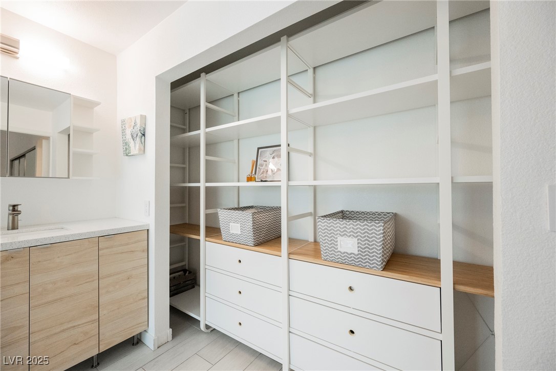 3241 Shoreline Drive