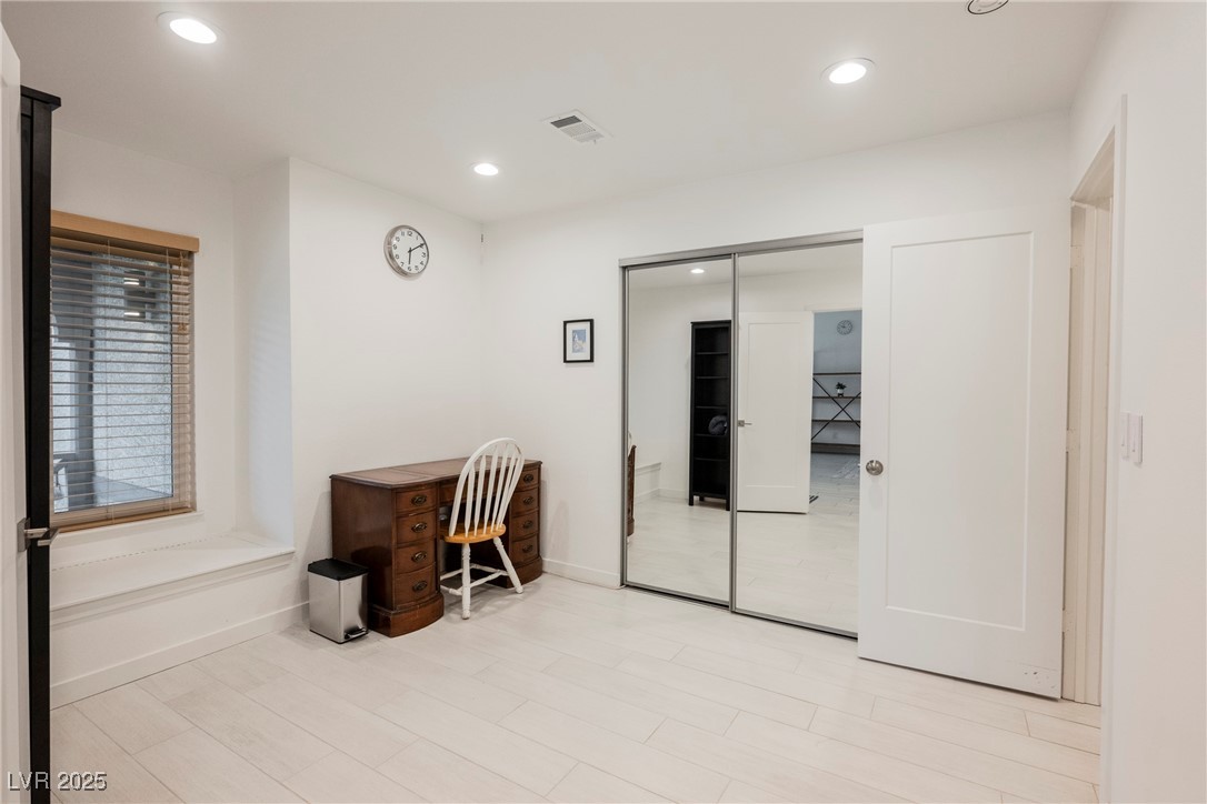 3241 Shoreline Drive