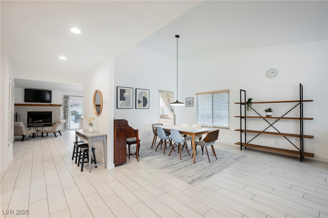 3241 Shoreline Drive