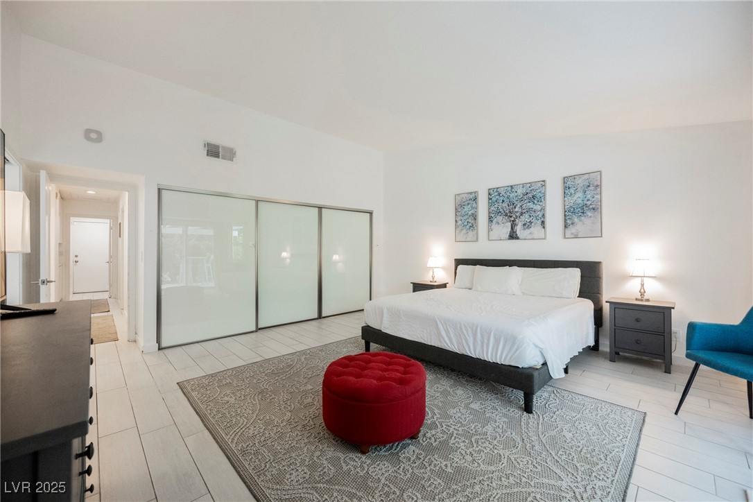 3241 Shoreline Drive