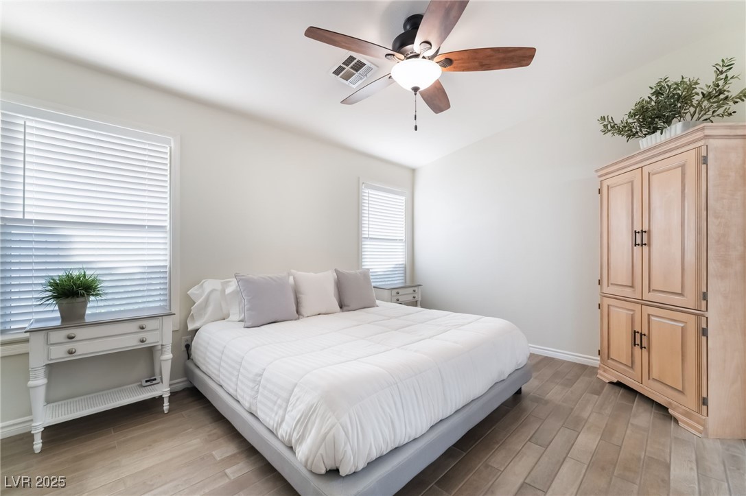 3199 Moon Beam Avenue