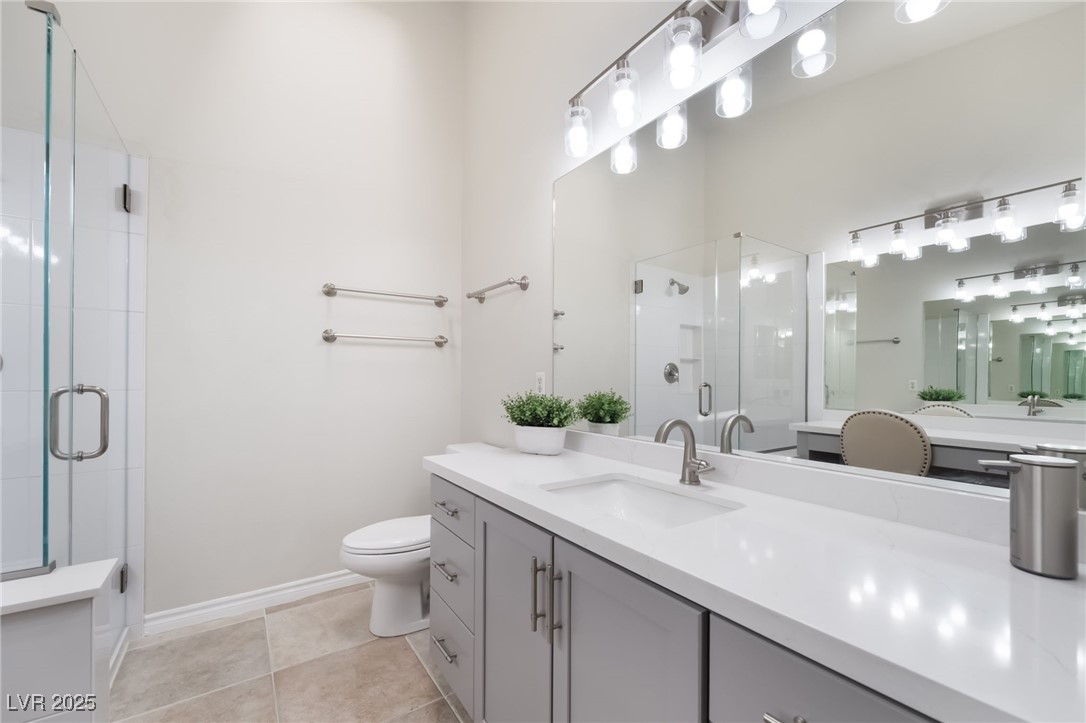 3199 Moon Beam Avenue