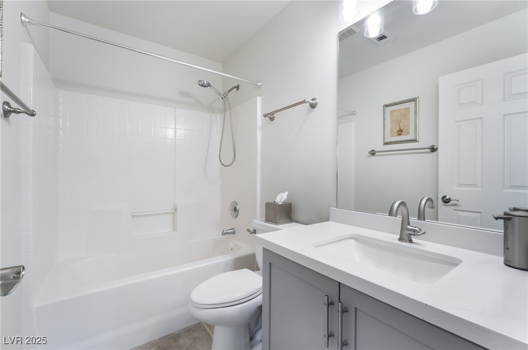 3199 Moon Beam Avenue