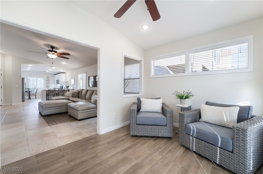 3199 Moon Beam Avenue