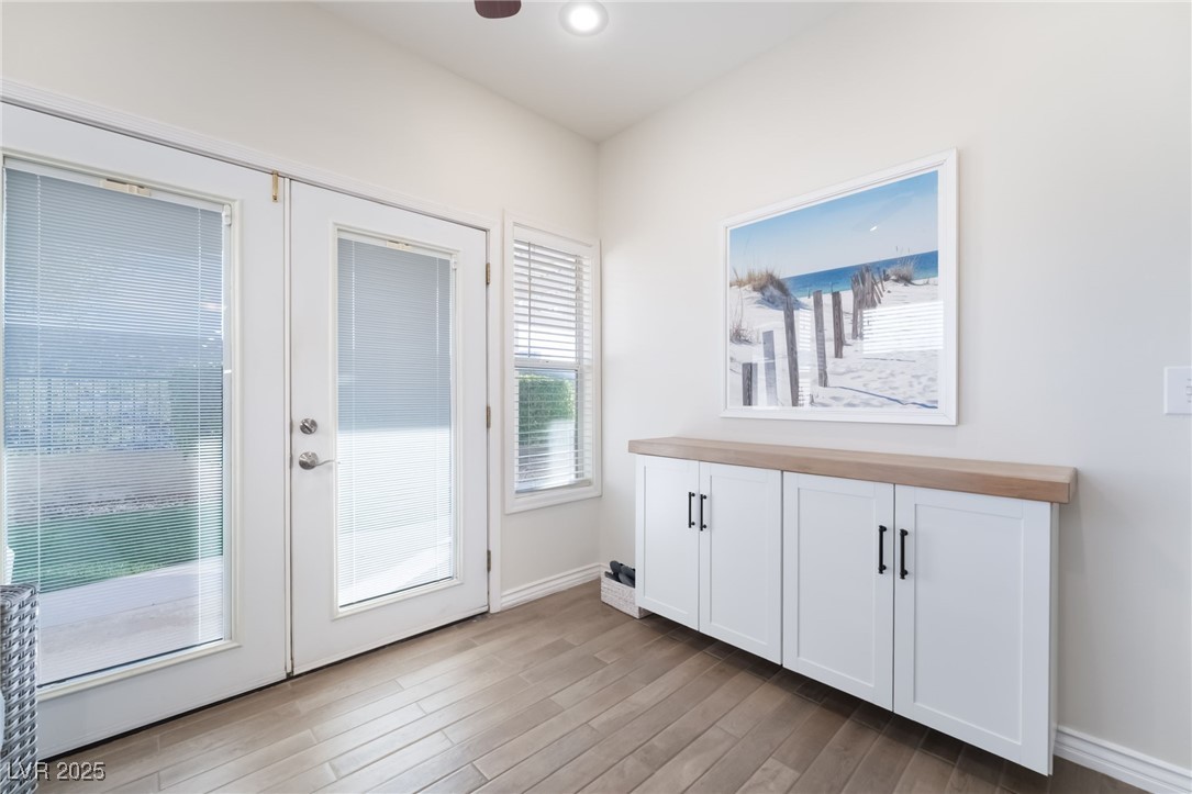 3199 Moon Beam Avenue