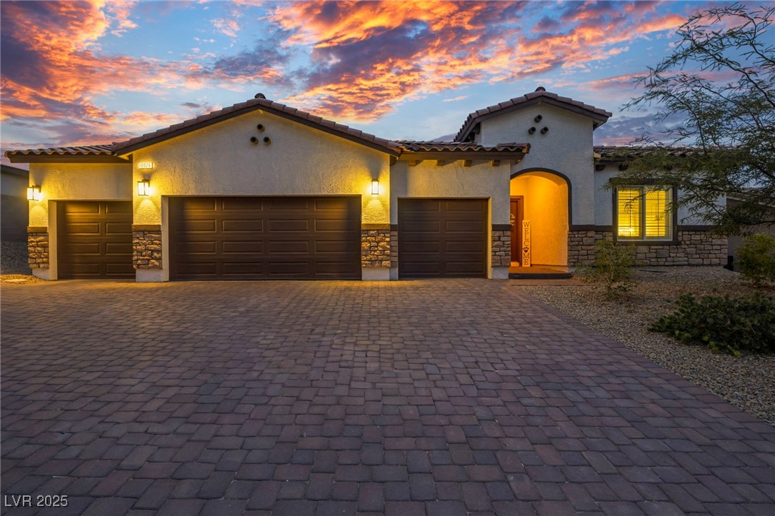 10026 Sweet Holly Place