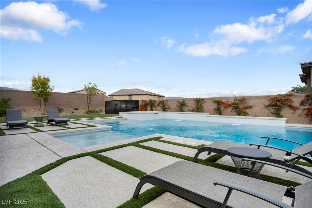 10026 Sweet Holly Place