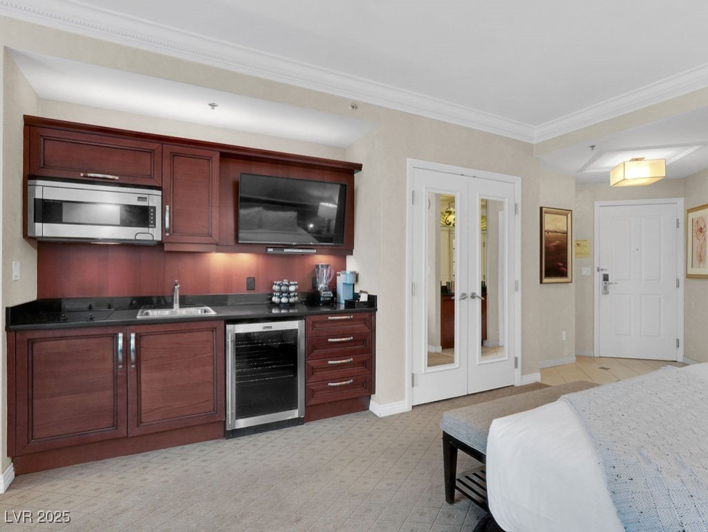 145 East Harmon Avenue 409