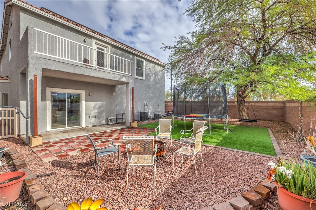 1199 Chestwood Avenue