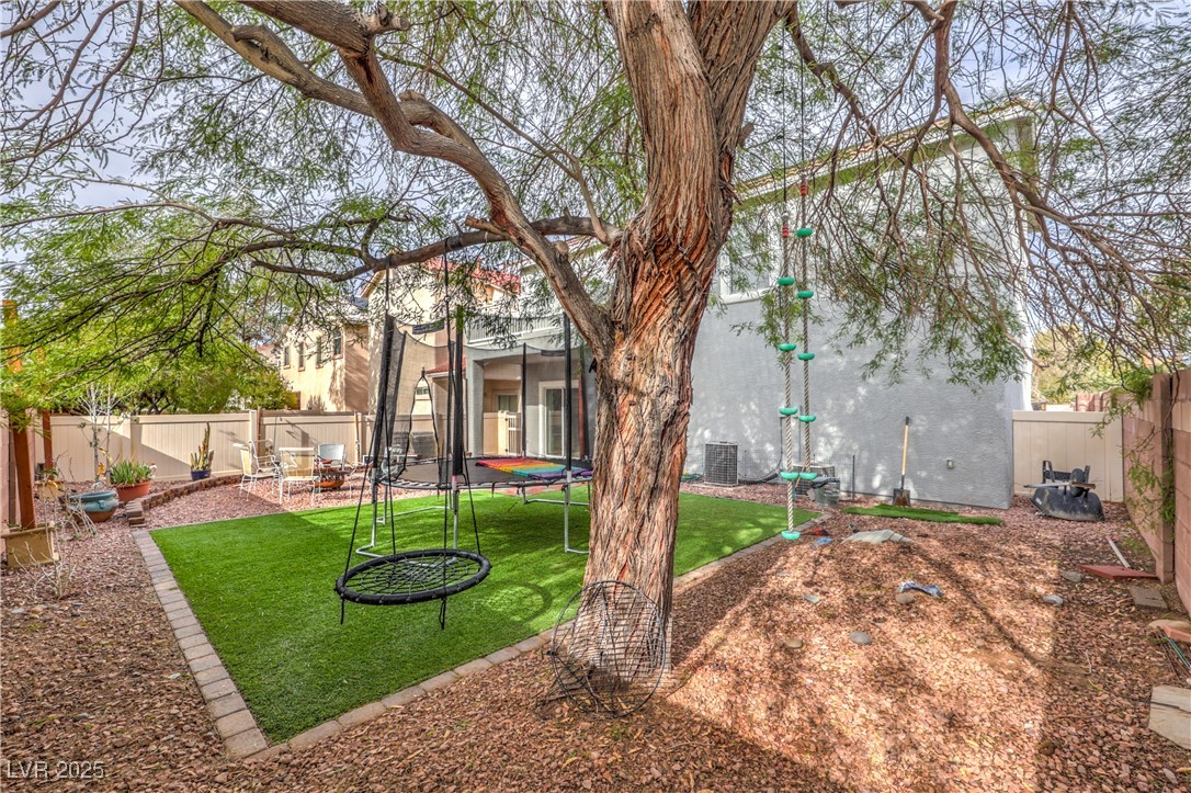 1199 Chestwood Avenue