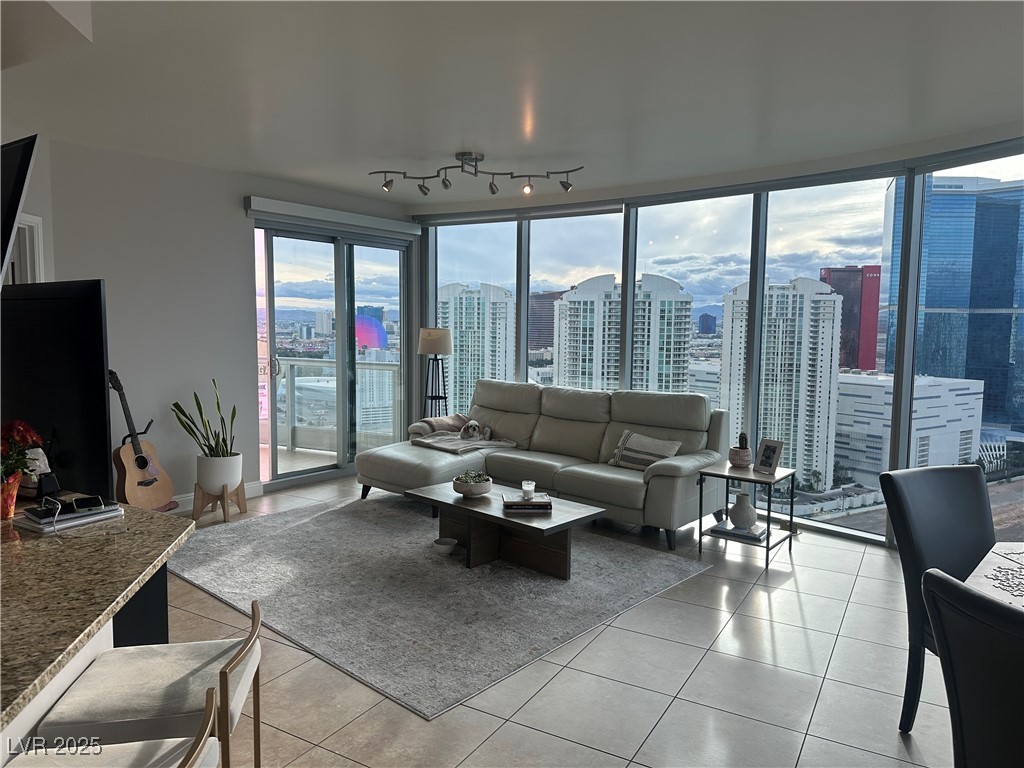 322 Karen Avenue 3608