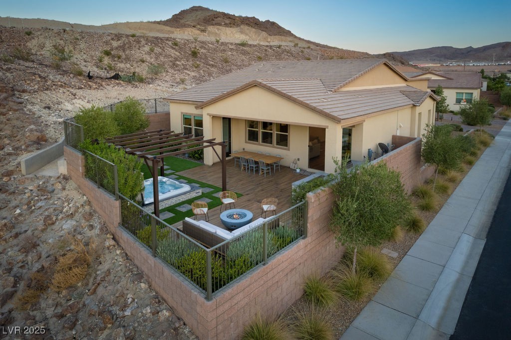 68 Alta Cascata Place