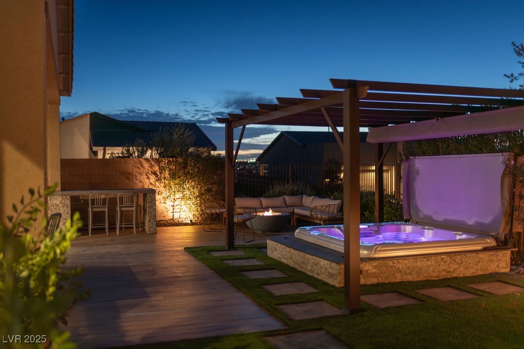 68 Alta Cascata Place