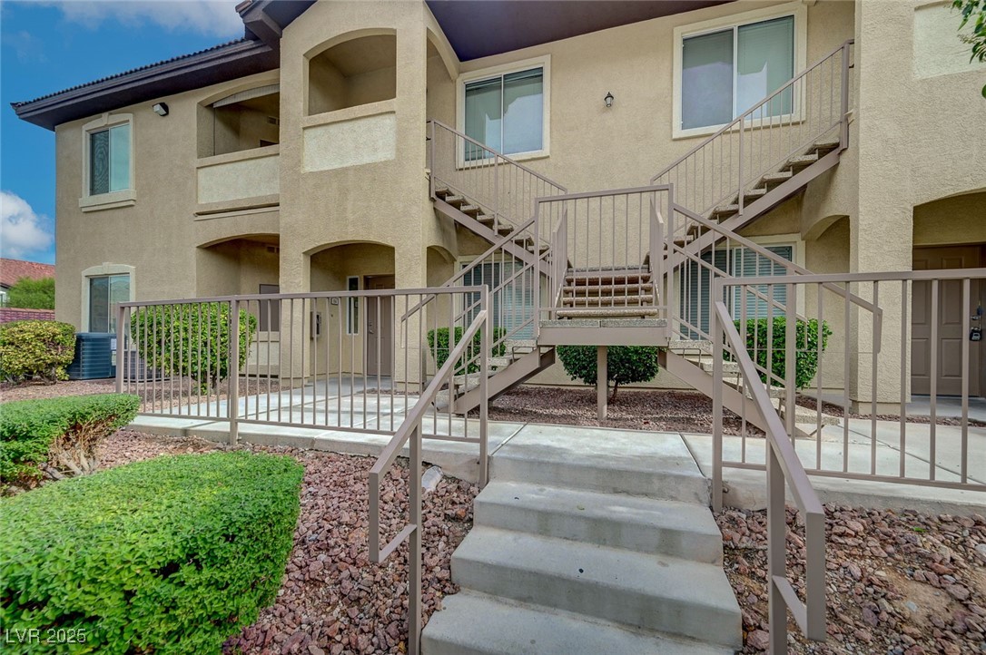 3500 Cactus Shadow Street 104