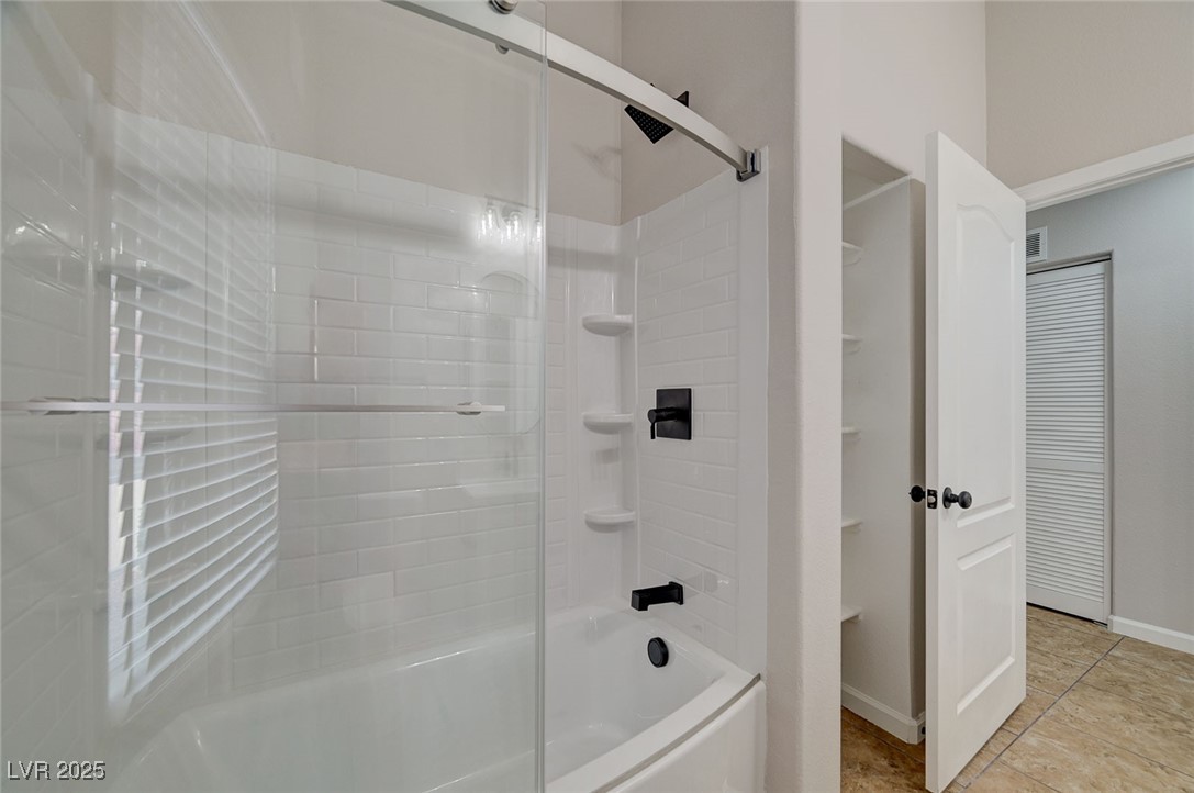 3500 Cactus Shadow Street 104