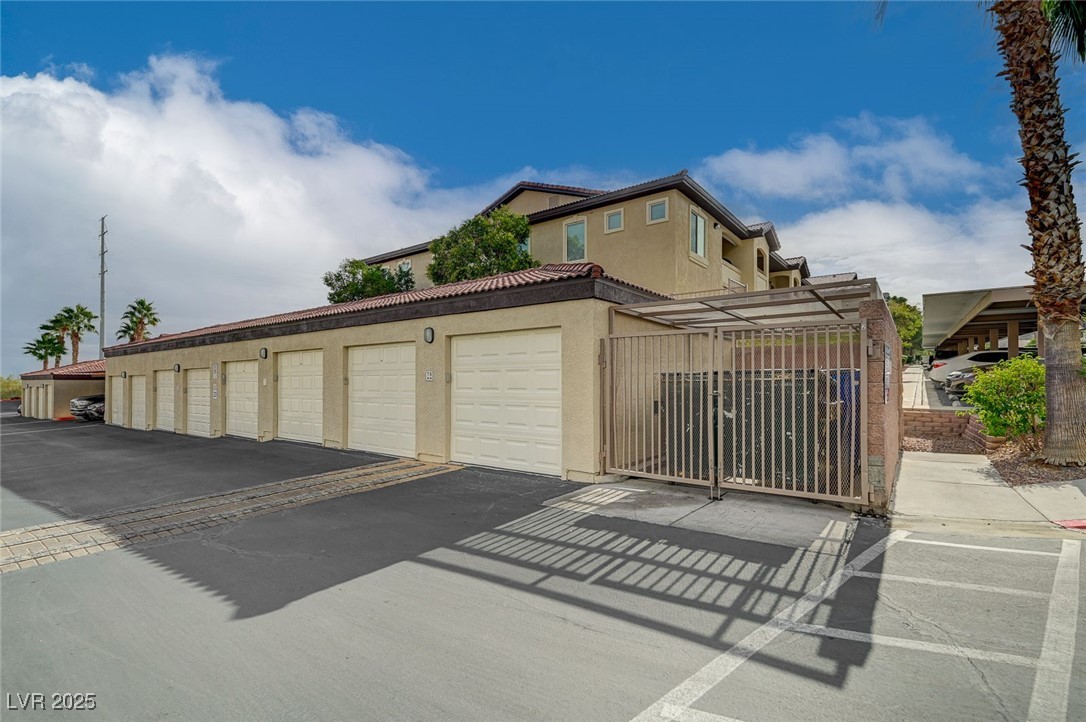 3500 Cactus Shadow Street 104
